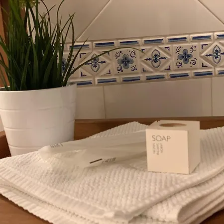 Relax, Montana, Paz Régil